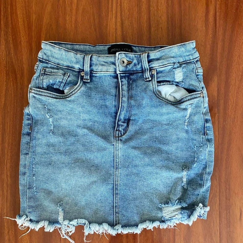 Y2K Distressed Denim Jeans